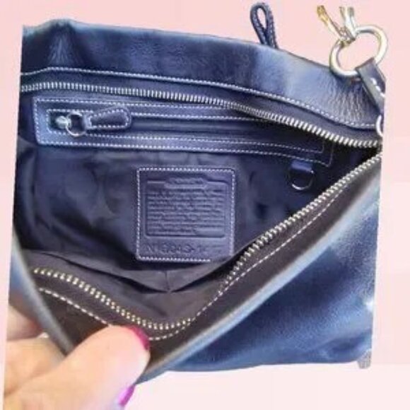 Coach Vintage Black East West Legacy Tassel  #1417 - Picture 11 of 12